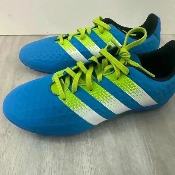 Kids adidas ACE 16.3 Indoor Soccer Shoes size 4 blue - Picture 2 of 15